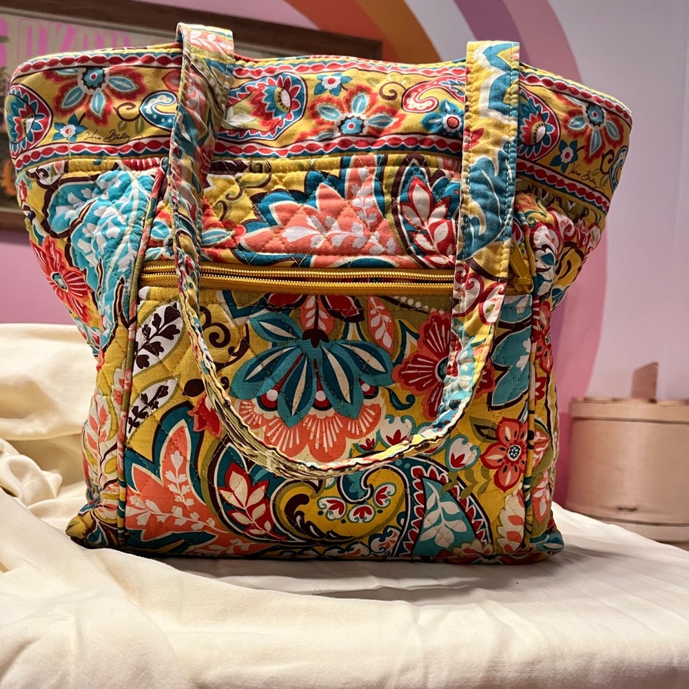 Vera Bradley Tote: Provencal